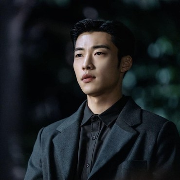 Woo Do Hwan Siap Bintangi Film 'Hunting Dogs' Usai Wamil
