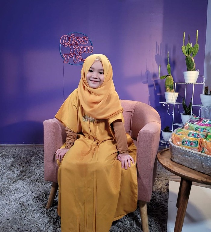 Bilqis Khumairah Razak merupakan anak pertama Ayu Ting Ting dan mantan suami Henry Baskoro Hendarso. Mengikuti jejak sang Ibunda, Bilqis juga memiliki suara yang indah dan merdu. (Foto: Bilqis Khumairah Razak/ sumber: instagram.com/ayutingting92)