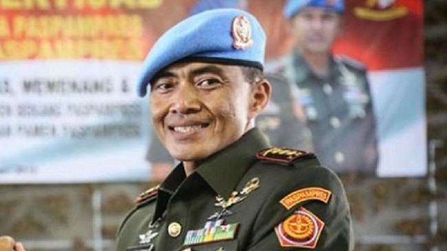 Brigjen Tri Budi Utomo resmi menjabat Danpaspampres setelah melakukan upacara serah terima jabatan yang dipimpin Panglima TNI, Selasa (10/8).