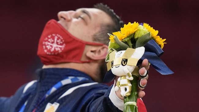FOTO: Melihat Makna Buket Bunga dan Maskot Olimpiade Tokyo
