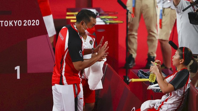 Eng Hian sukses mengantarkan Greysia Polii/Apriyani Rahayu meraih medali emas badminton Olimpiade Tokyo 2020.