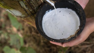 UTANG RP2,3 MILIAR