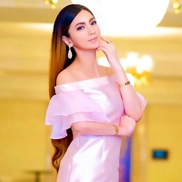 Nasib Wanita yang Dinikahi Kapolsek di Usia Muda VS Hotel Unik Khusus Pelakor