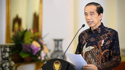 Jokowi Bakal Pakai Baja Krakatau Steel Buat Mobil Listrik