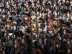Satgas Sentil Kerumunan Vaksinasi COVID-19 di Medan, Khawatir Klaster Baru