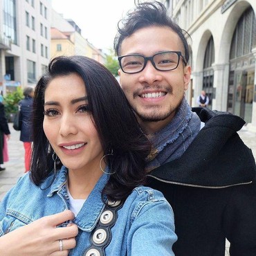 Gugat Cerai, Suami Tyas Mirasih Tak Berkomentar Terkait isu Perselingkuhan