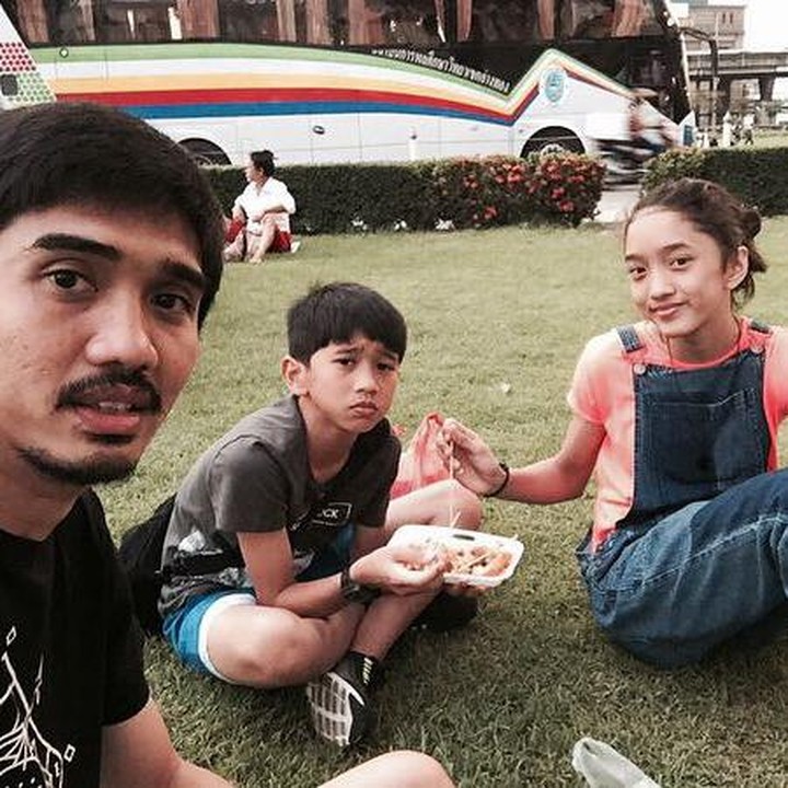 <p>Meski jarang tersorot, Duta kerap mengabadikan setiap momen bersama anak-anak sejak mereka masih kecil. (Foto: Instagram @shadjo04)</p>