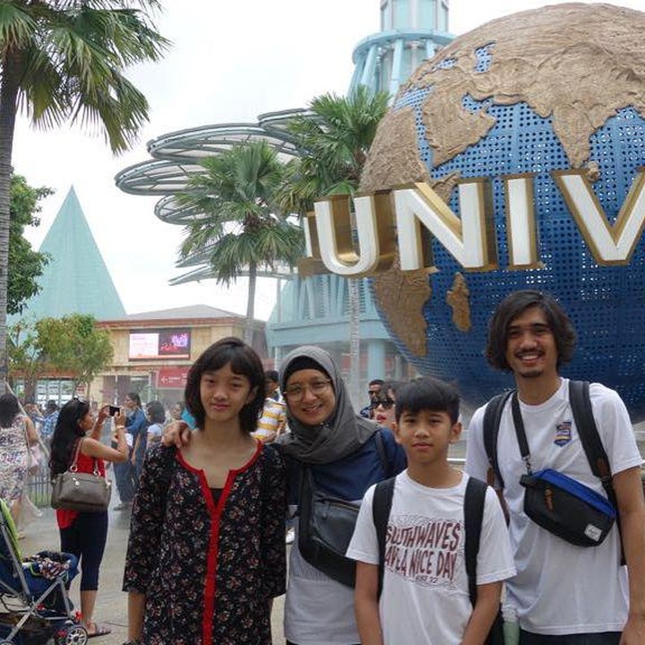<p>Meski jarang tersorot, Duta kerap mengabadikan setiap momen bersama anak-anak sejak mereka masih kecil. (Foto: Instagram @shadjo04)<br /><br /><br /></p>