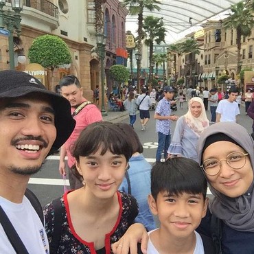 Putri Duta Sheila on 7 Main Badminton, Sikap Jalani Sunah Tuai Pujian