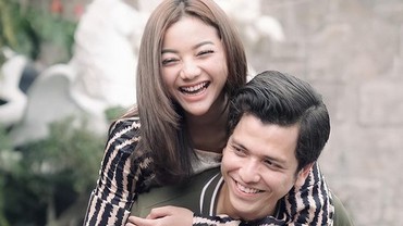 img-title Kegiatan Glenca Chysara di Atas Ranjang yang Bikin Rendi Jhon Begadang