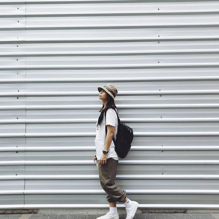 <p>Enggak hanya itu, Greysia juga tak kehabisan ide untuk memadupadankan outfit, sehingga apa yang ia kenakan terlihat menarik. Bagaimana menurut Bunda? (Foto: Instagram @greysiapolii)</p>