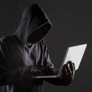 Hati-hati dengan Jejak Digital, Inilah 5 Hal yang Tidak Perlu Diumbar di Sosial Media