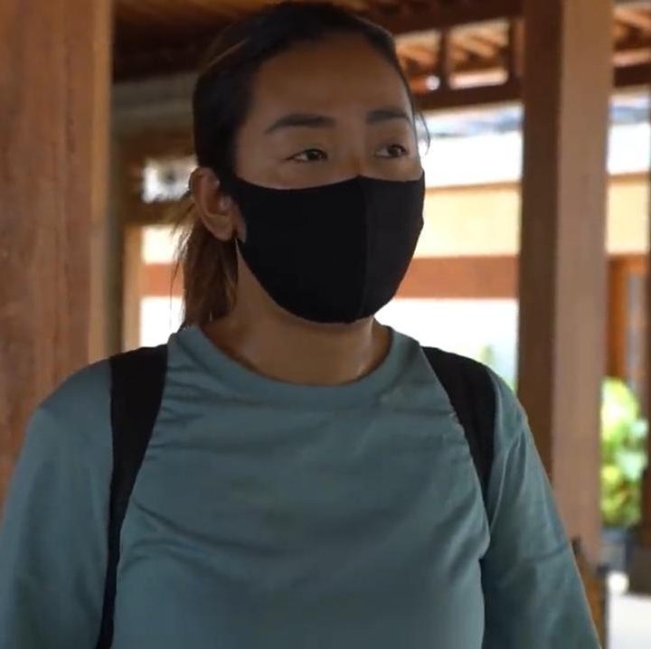 <p>Selain punya koleksi tanaman hias yang bernilai jutaan rupiah, penyanyi cantik Soimah juga punya pendopo atau Joglo yang megah nih, Bunda. Setiap sudutnya dibuat sesuai dengan adat, lho. (Foto: YouTube deHakims)</p>