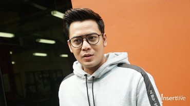img-title Gebet Gadis di Bawah Umur, Kriss Hatta Dipanggil Om?