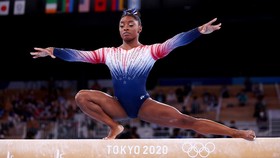 Simone Biles dan Leotard Bertabur 7.600 Swarovski Pesenam AS