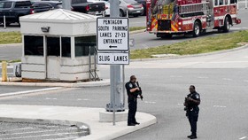 FOTO: Pentagon Mencekam usai Polisi Tewas Diduga Ditikam