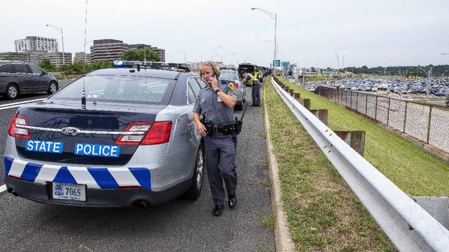 FOTO: Pentagon Mencekam usai Polisi Tewas Diduga Ditikam