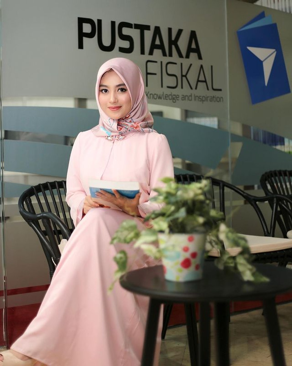 Pesona Nabilah Ayu Eks JKT48 Berhijab Cantinya Bikin Adem