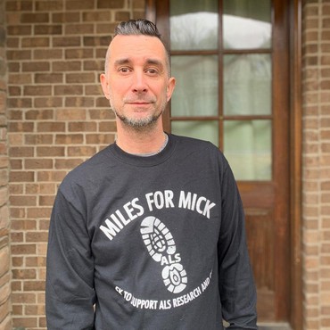 Tolak Vaksin Covid-19, Pete Parada Drummer The Offspring Dikeluarkan