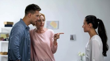TIPS BINA HUBUNGAN BAIK DENGAN MERTUA: SABAR!