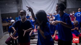 FOTO: Vaksinasi Covid-19 ODGJ di Bekasi