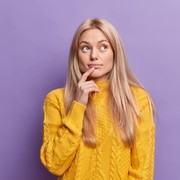 5 Kemungkinan Alasan Kenapa Kita Masuk Close Friend Orang, Penasaran Nggak Nih?