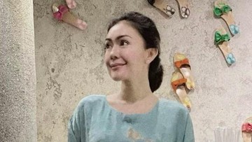 EKS PRAMUGARI DISELINGKUHI SUAMI, PELAKORNYA TEMAN SENDIRI