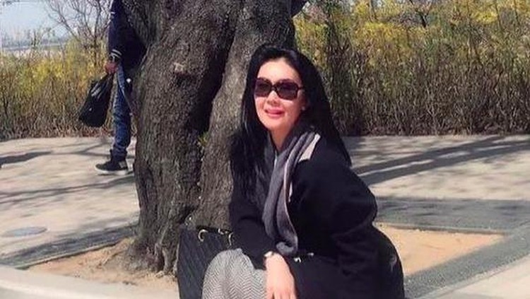 Anisya Gumay, eks pramugari