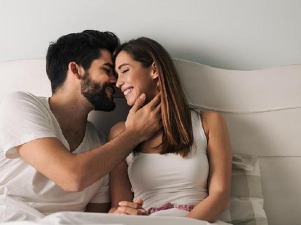 Serba-serbi Posisi Seks 69: Cara Tepat Melakukan dan Potensi Risikonya