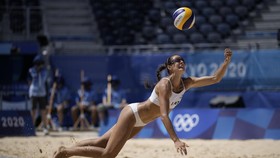 Alasan Pemain Voli Pantai Pakai Bikini