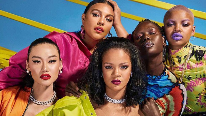 Meski Terkenal, 5 Selebriti Ini Gagal Mengembangkan Bisnis Label Fashion Miliknya Meski Terkenal, 5 Selebriti Ini Gagal Mengembangkan Bisnis Label Fashion Miliknya