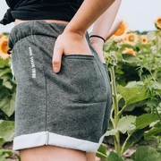 Muncul Jerawat di Area Bokong? Berikut Penyebabnya dan Cara Mengatasinya!