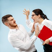 Duh, Masa Mau Ribut di Kantor Sih? Begini 4 Cara Bijak Selesaikan Selisih Paham dengan Rekan Kerja