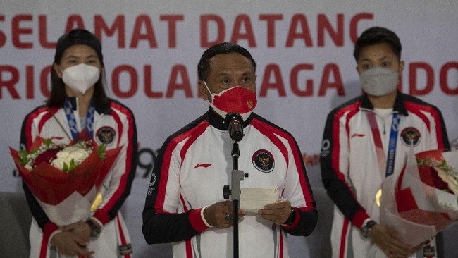 Menpora Zainudin Amali mengatakan bakal berupaya agar skuad Indonesia yang berhasil menjuarai Piala Thomas 2020 mendapatkan bonus dari Pemerintah.