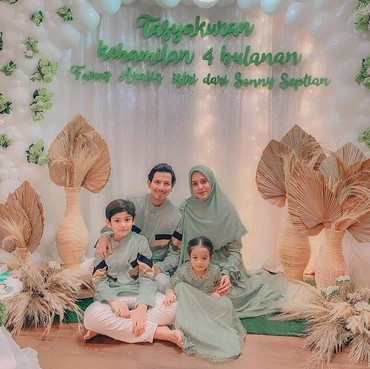 Momen Tasyakuran 4 Bulanan Anak ke-3 Fairuz A Rafiq & Sonny Septian