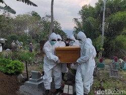 Pilu, Siswa Ini Jadi Tulang Punggung Usai Ayahnya Meninggal Gegara Corona