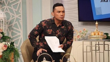 img-title Fakhrul Razi Batalkan Pertunangan dengan Rina Nose Usai Salat Istikharah
