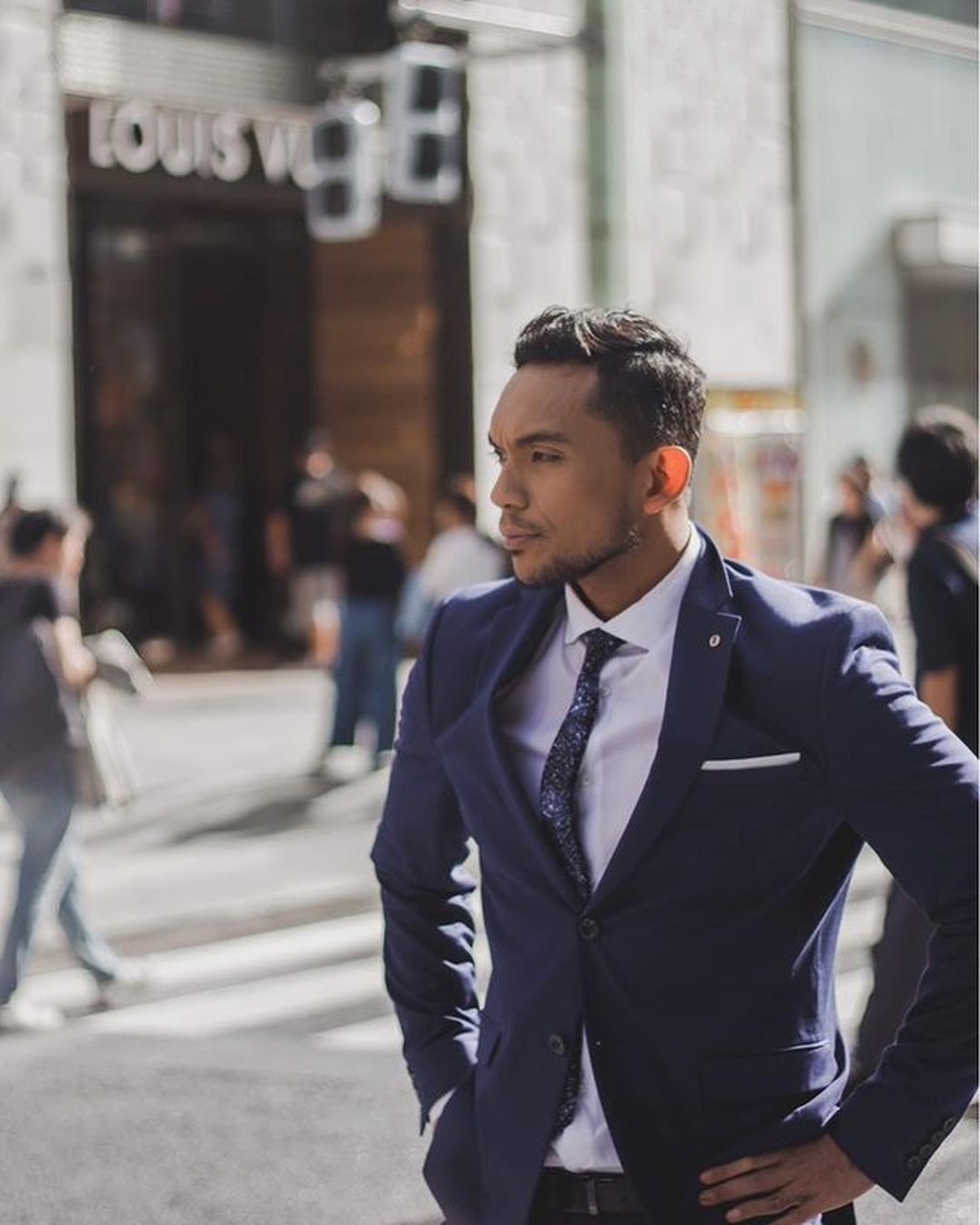 Fakhrul Razi mantan Rina Nose yang pernah melamarnya di atas panggung namun berakhir kandas&period; Yuk kita intip potret terbarunya&excl;