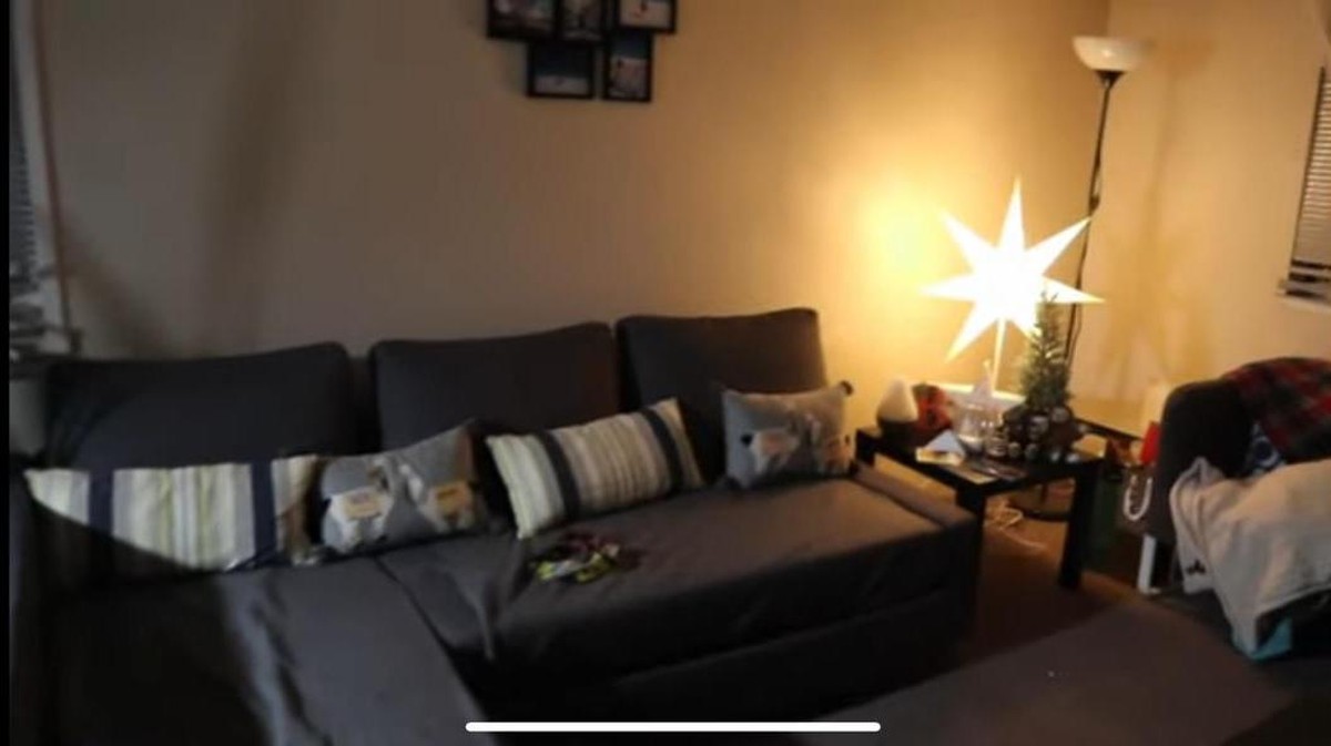 Gisela Cindy diketahui menempuh pendidikan di Kanada hingga ia mendapatkan izin menetap disana&period; Yuk intip potret kehidupannya&excl;