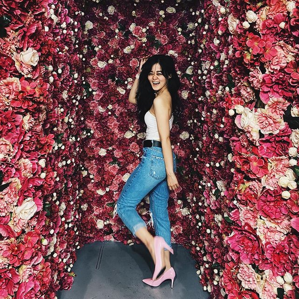 Gisela Cindy diketahui menempuh pendidikan di Kanada hingga ia mendapatkan izin menetap disana&period; Yuk intip potret kehidupannya&excl;