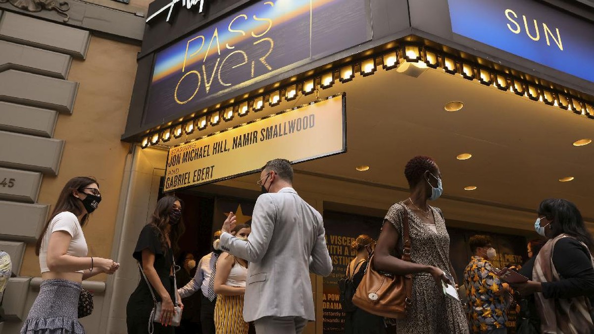 FOTO: Teater Broadway Kembali dari 'Mati Suri' 17 Bulan
