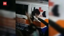 VIDEO: Tiga Warga Perusak Ambulans Jadi Tersangka