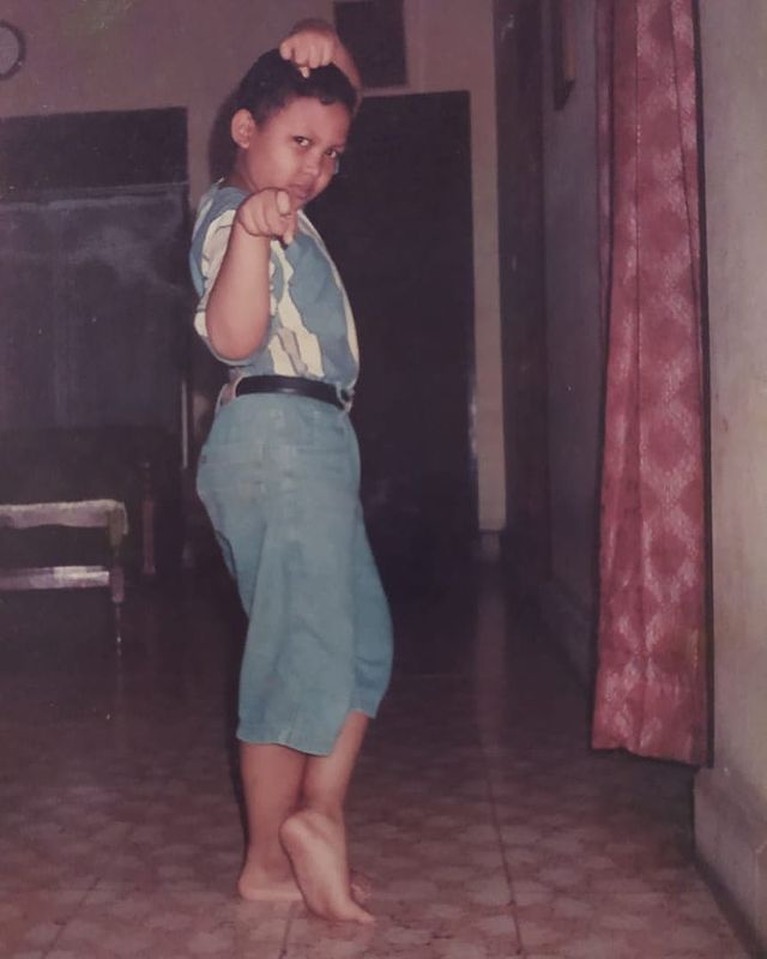Transformasi Bentuk Tubuh Babe Cabita dari Masa ke Masa Babe Cabita berhasil menurunkan berat badannya sebanyak 20kg hanya dalam waktu 3 bulan. Yuk intip transformasi tubuh Babe!