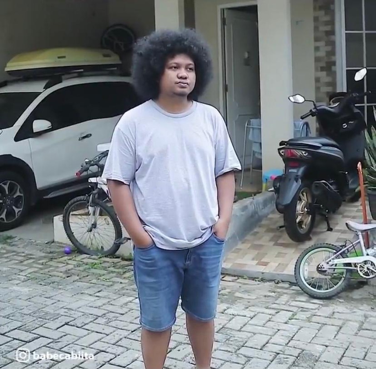 Babe Cabita berhasil menurunkan berat badannya sebanyak 20kg hanya dalam waktu 3 bulan&period; Yuk intip transformasi tubuh Babe&excl;