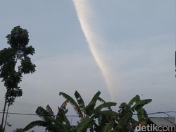 Begini Penjelasan BMKG soal Viral Langit Terbelah di Pacitan