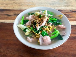 5 Tempat Makan Bakmi Babi yang Terkenal Enak di Jakarta
