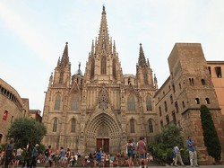 Kabar Baik! Wisata Bergairah Lagi, Pengangguran di Spanyol Berkurang