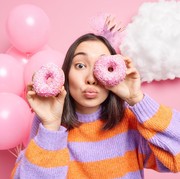 Cuma Donat Tapi Harganya Selangit! Ternyata di Indonesia Juga Ada, Tertarik Mencoba?
