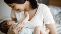 Menyusui Mampu Kurangi Risiko Pneumonia pada Bayi Baru Lahir