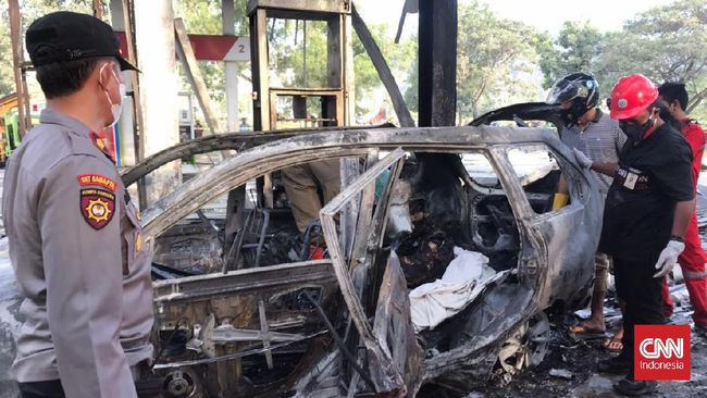 Menggoyangkan Mobil Saat Isi BBM Bisa Menyebabkan Kebakaran Mobil Menggoyangkan kendaraan saat isi BBM tidak mendatangkan manfaat.